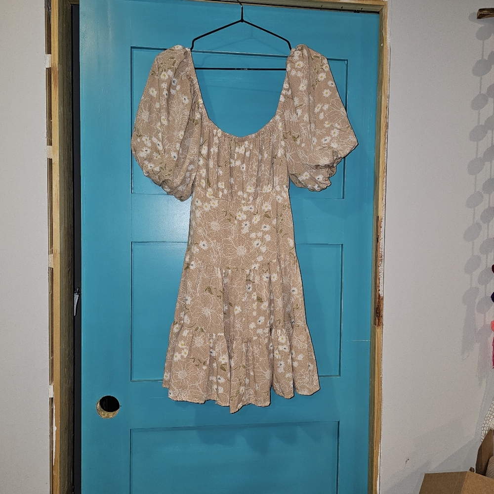 Brown Floral Dress. Brand By Together.  SIZE S